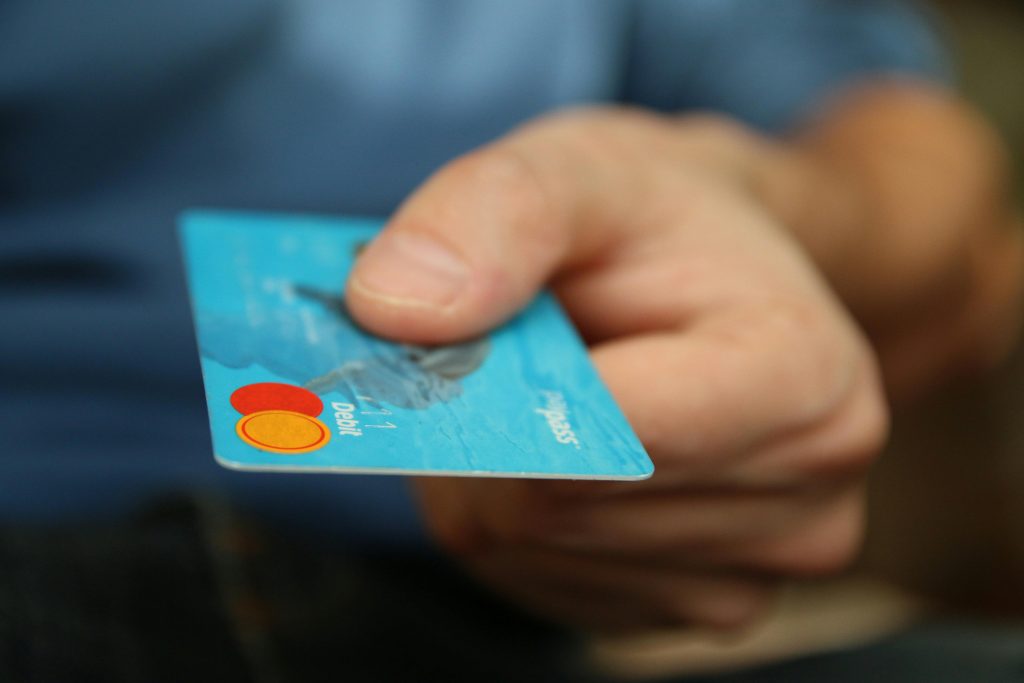 Descubra as Dicas para Defender Seu Cartão de Crédito Contra Fraudes