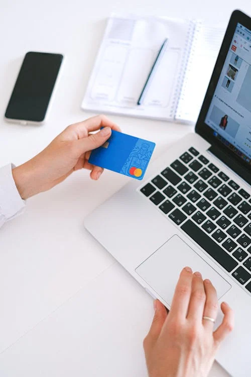 Cartões Bancários Para Iniciantes: Sem Renda E Sem Histórico